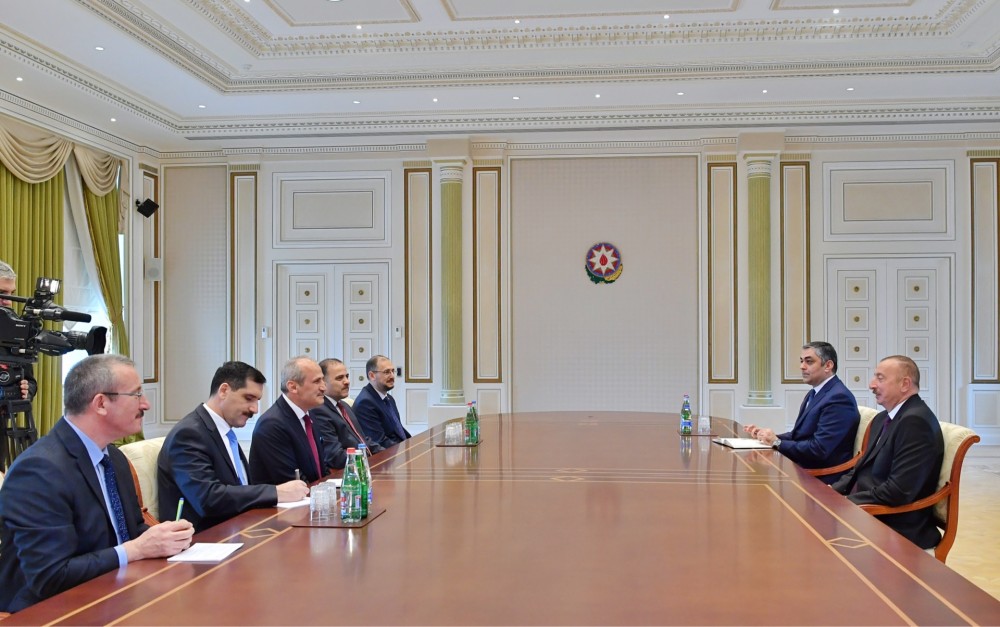 Президент Ильхам Алиев принял делегацию во главе с министром связи и информационных технологий Ирана 